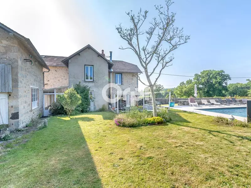 Maison, 180 m²
