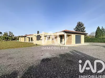 Maison, 167 m²