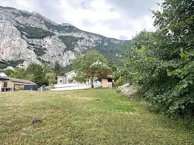 Terrain, 680 m²