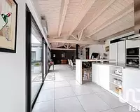 Maison, 222 m²