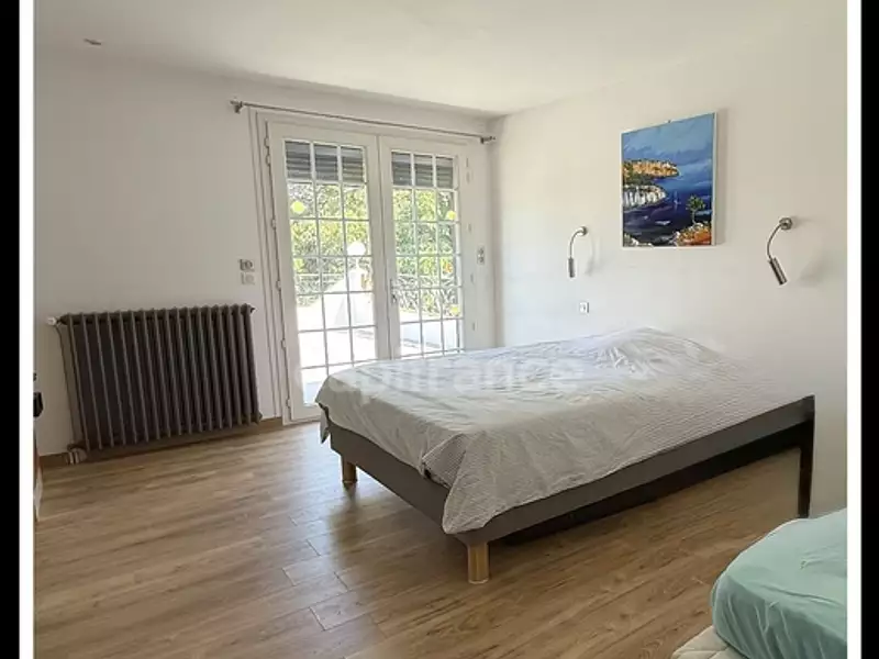 Maison, 250 m²
