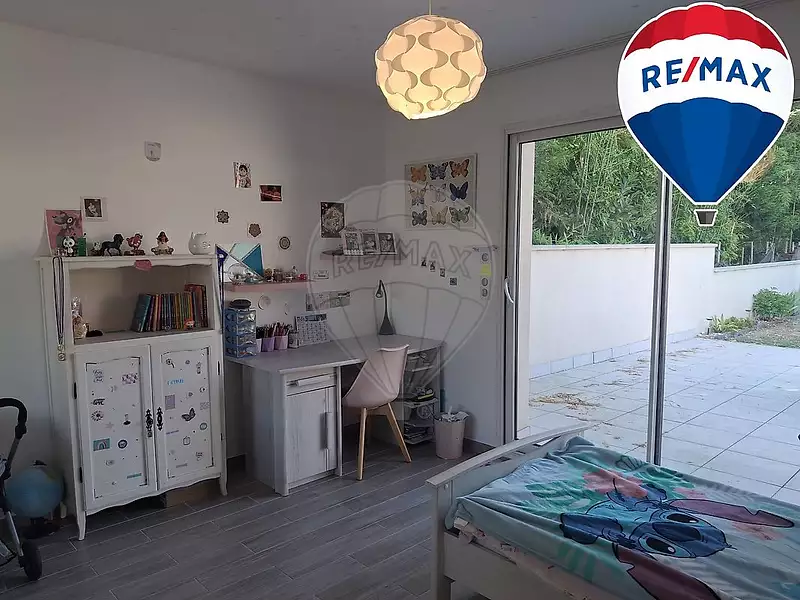 Maison, 165 m²