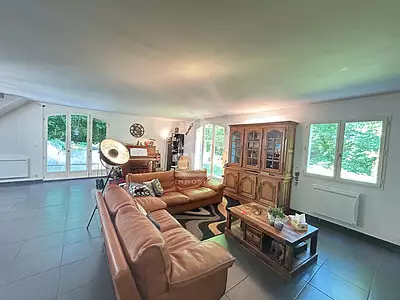Maison, 242 m²