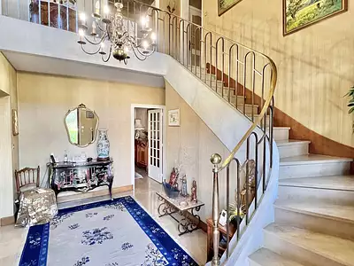 Maison, 166 m²
