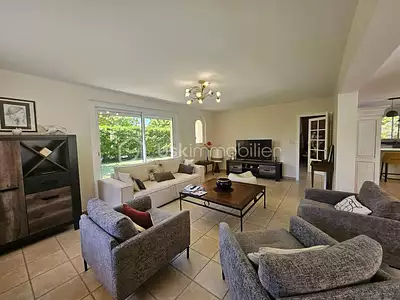 Maison, 244 m²