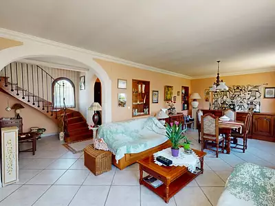 Maison, 145 m²
