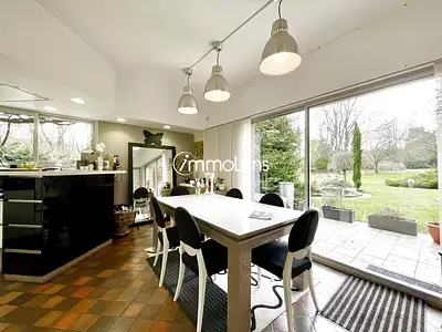 Maison, 319 m²