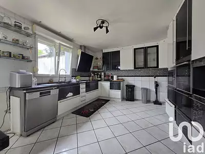 Maison, 250 m²