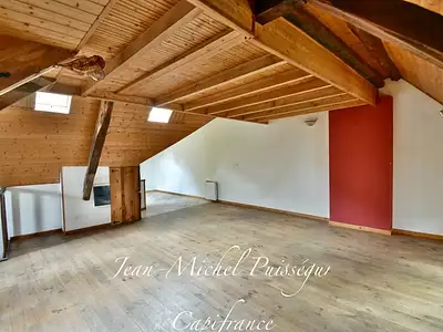 Immeuble, 220 m²