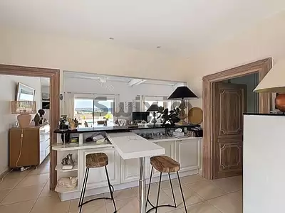 Maison, 257 m²