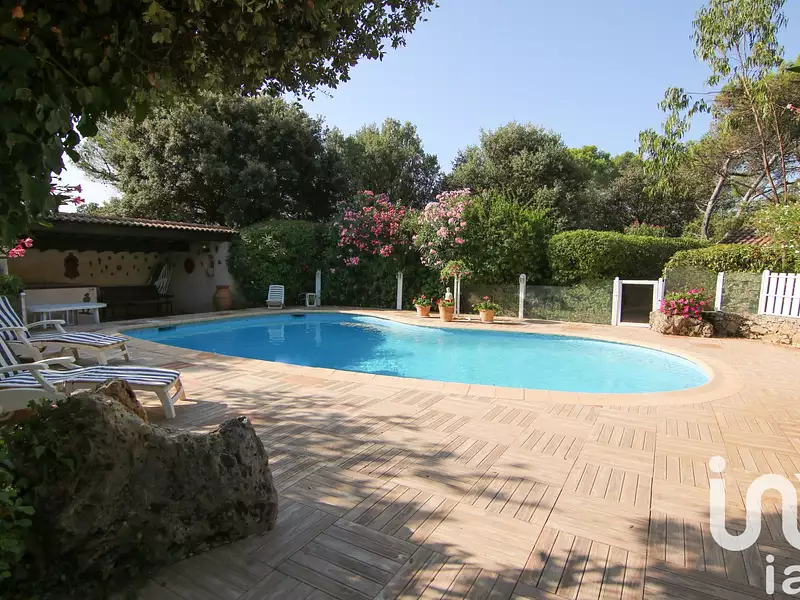 Maison, 164 m²