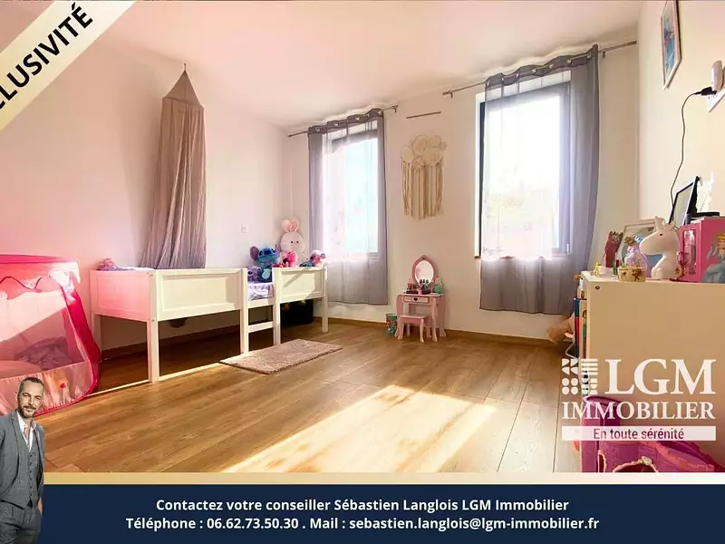 Maison, 184 m²