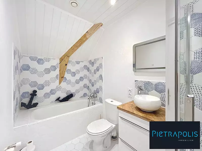 Maison, 380 m²