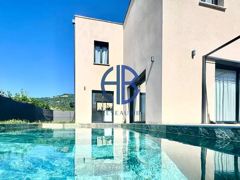 Maison, 128 m²