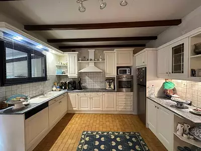 Maison, 192 m²