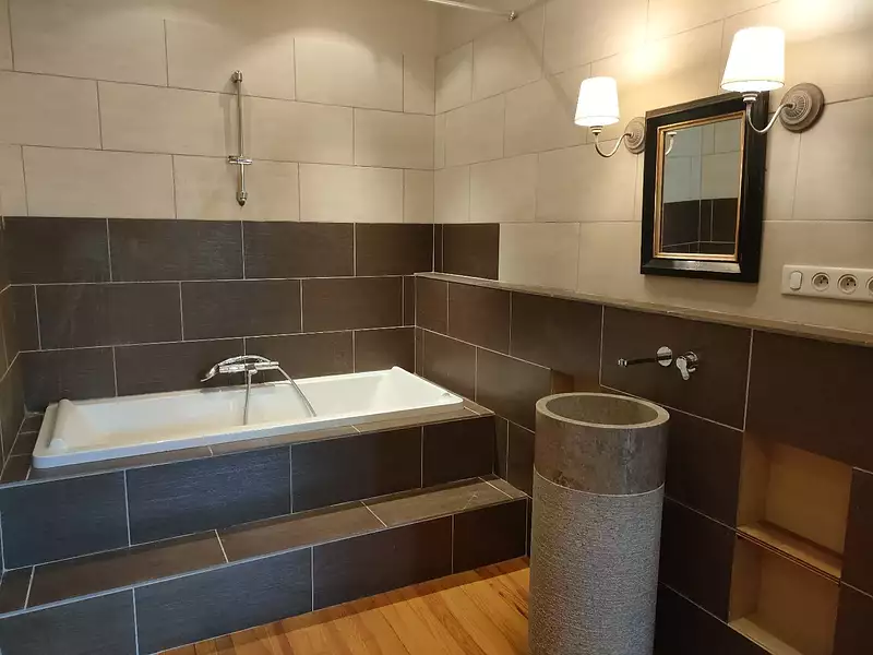Maison, 240 m²