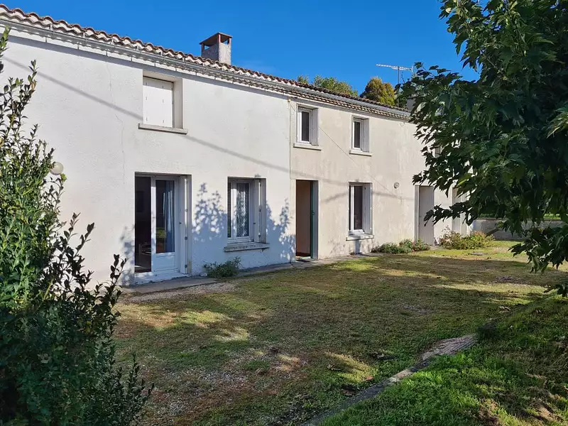 Maison, 316 m²