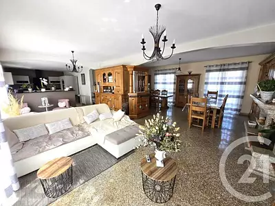 Maison, 208 m²