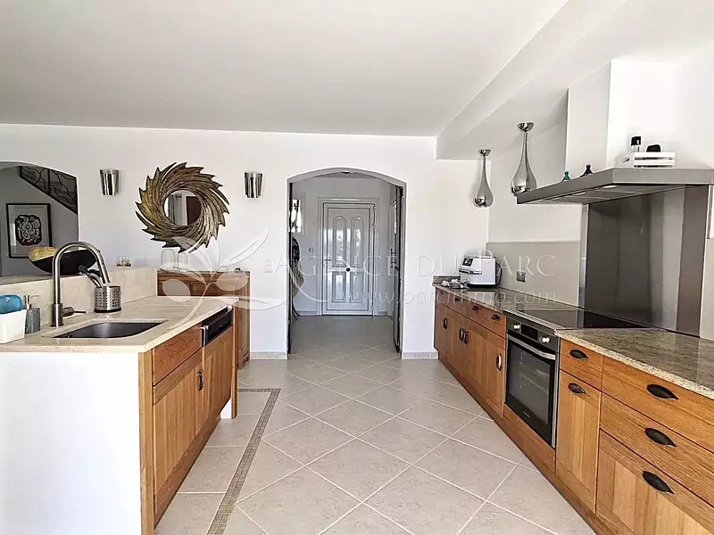 Maison, 206 m²