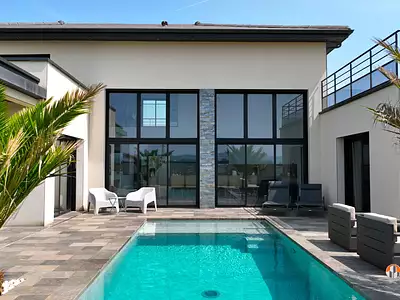 Maison, 272,5 m²
