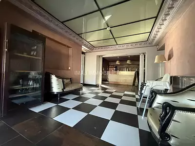 Divers, 340 m²
