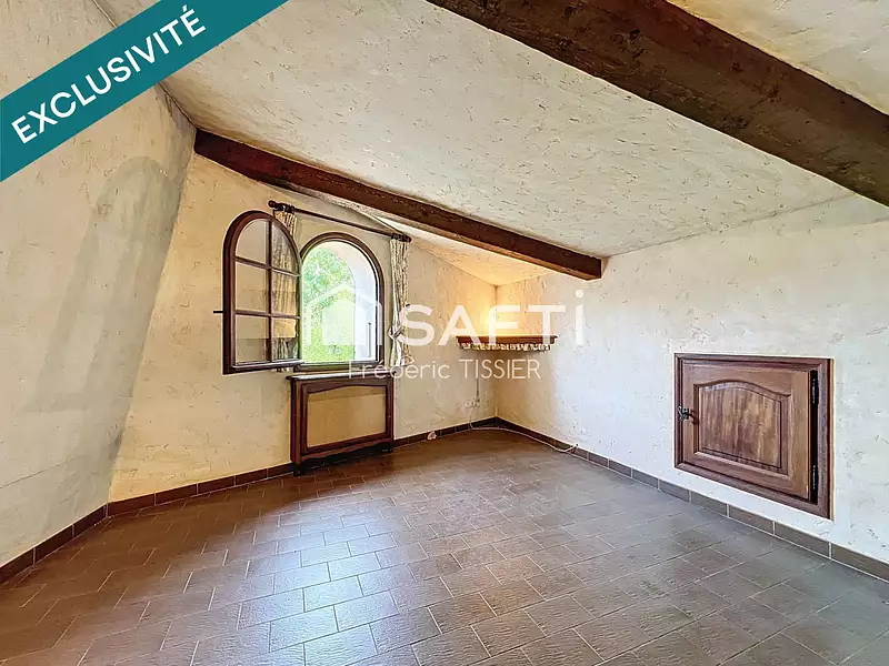 Maison, 177 m²