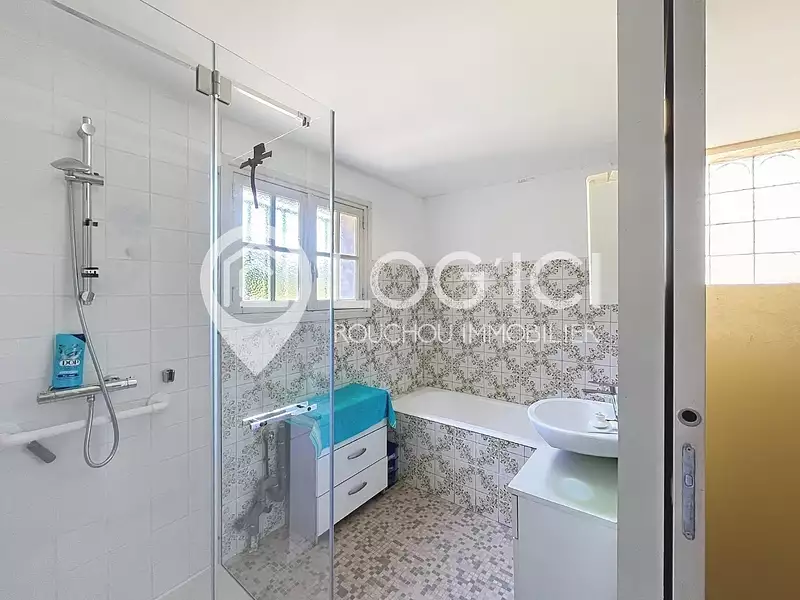 Maison, 165 m²