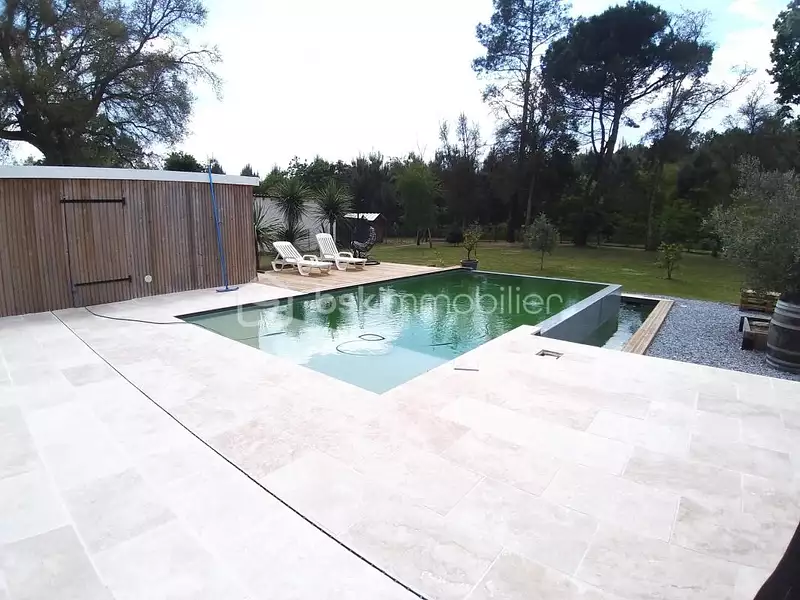 Maison, 140 m²