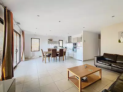Maison, 291,6 m²
