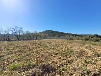 Terrain, 2 579 m²