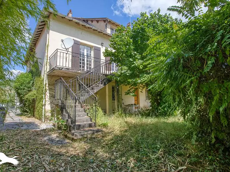 Maison, 240 m²