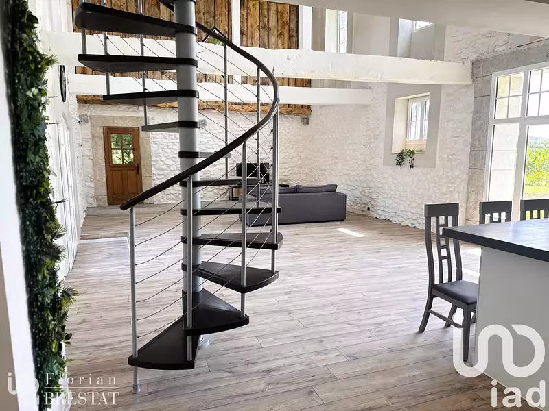 Maison, 192 m²