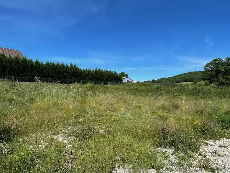 Terrain, 814 m²