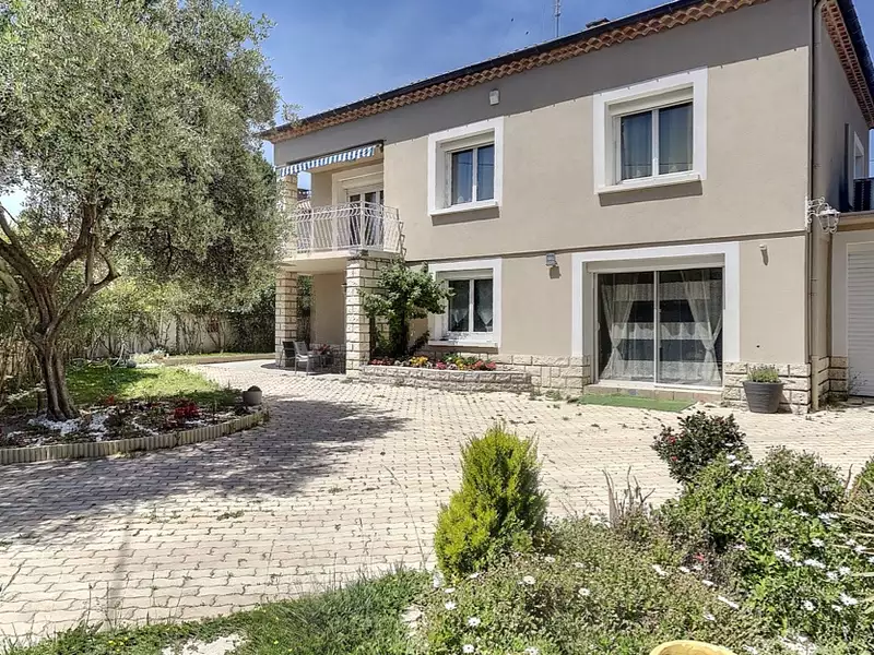 Maison, 160 m²
