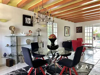 Maison, 161 m²