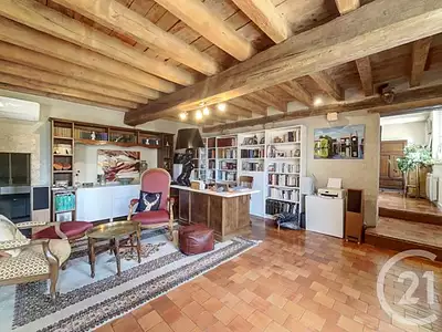 Maison, 255,6 m²