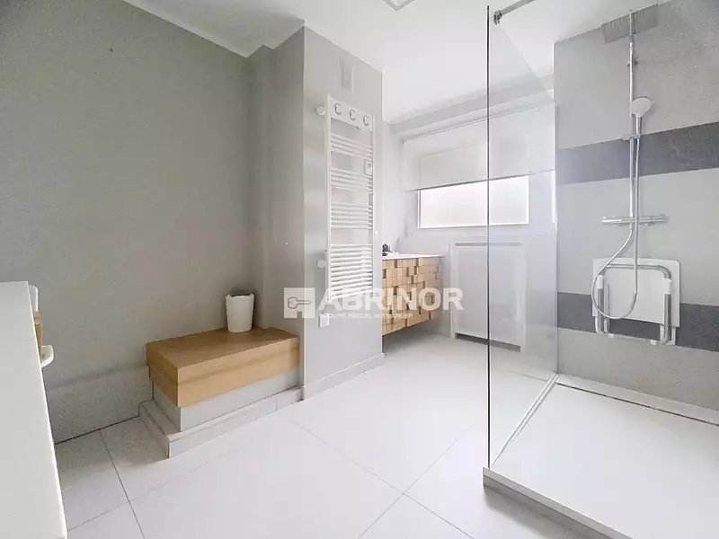 Appartement, 239 m²