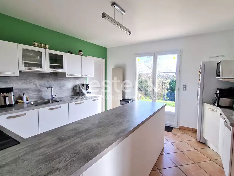 Maison, 227 m²