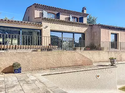 Maison, 238 m²