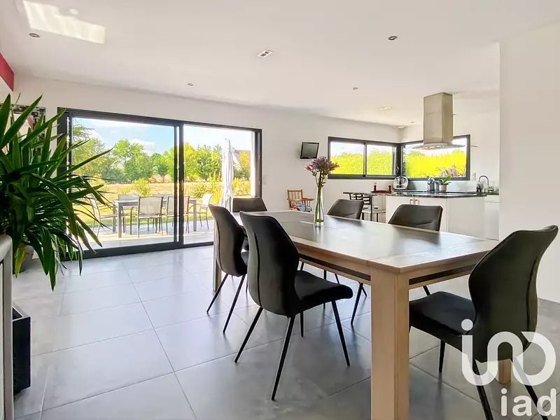 Maison, 143 m²