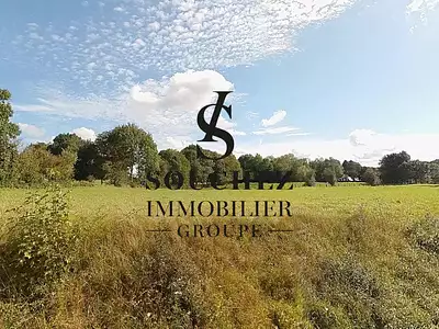 Terrain, 9 000 m²