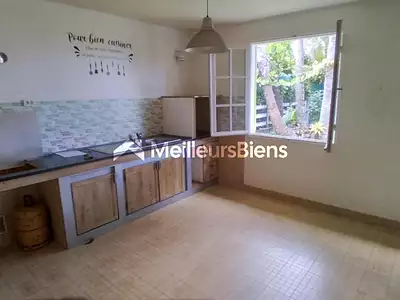 Maison, 260 m²