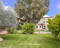 Maison, 540 m²