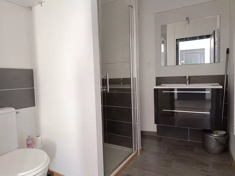Immeuble, 75 m²