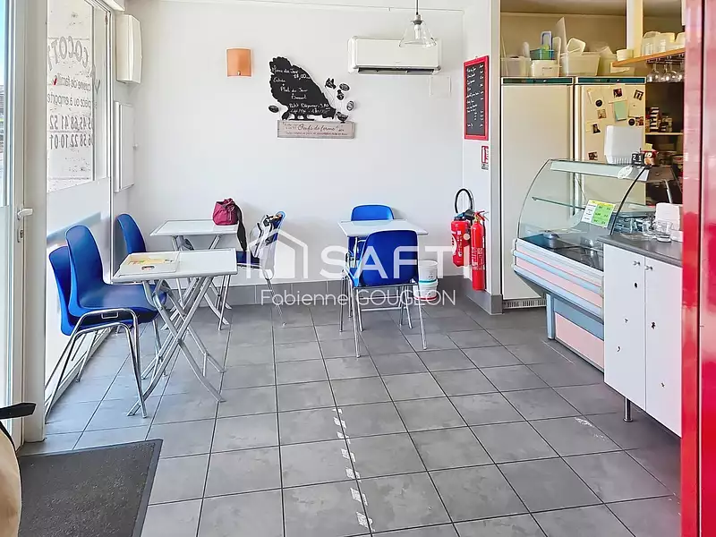 Immeuble, 150 m²