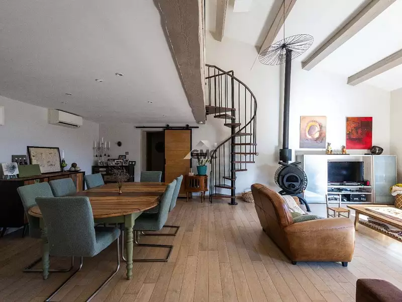 Maison, 219 m²