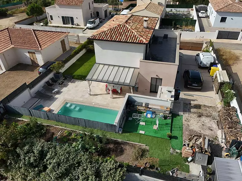 Maison, 144 m²
