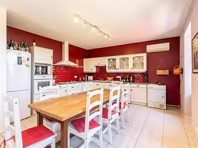 Maison, 259 m²