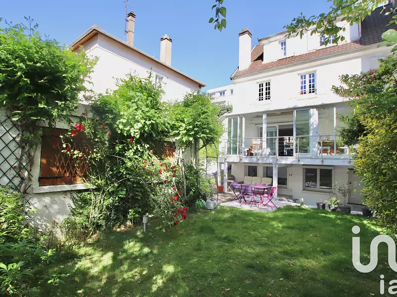 Maison, 200 m²
