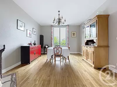 Maison, 135,8 m²